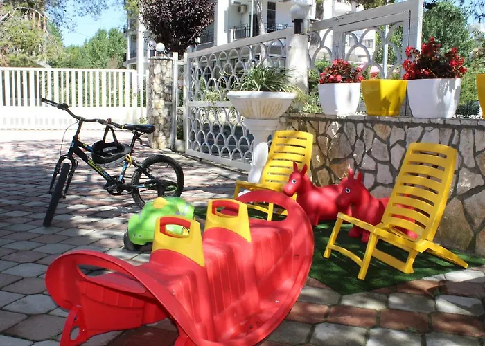 Отель Aljor Голем